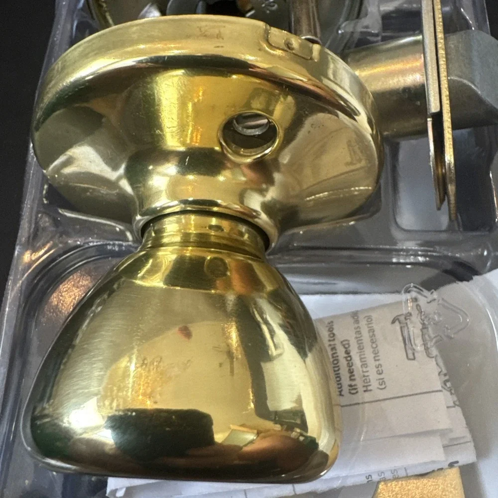 Kwikset 200 Tylo Door Knob Set Hall & Closet Polished Brass 92001-513